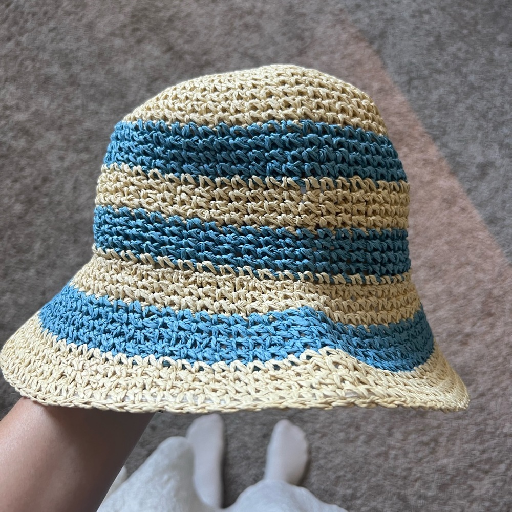 Straw blue striped Sun hat